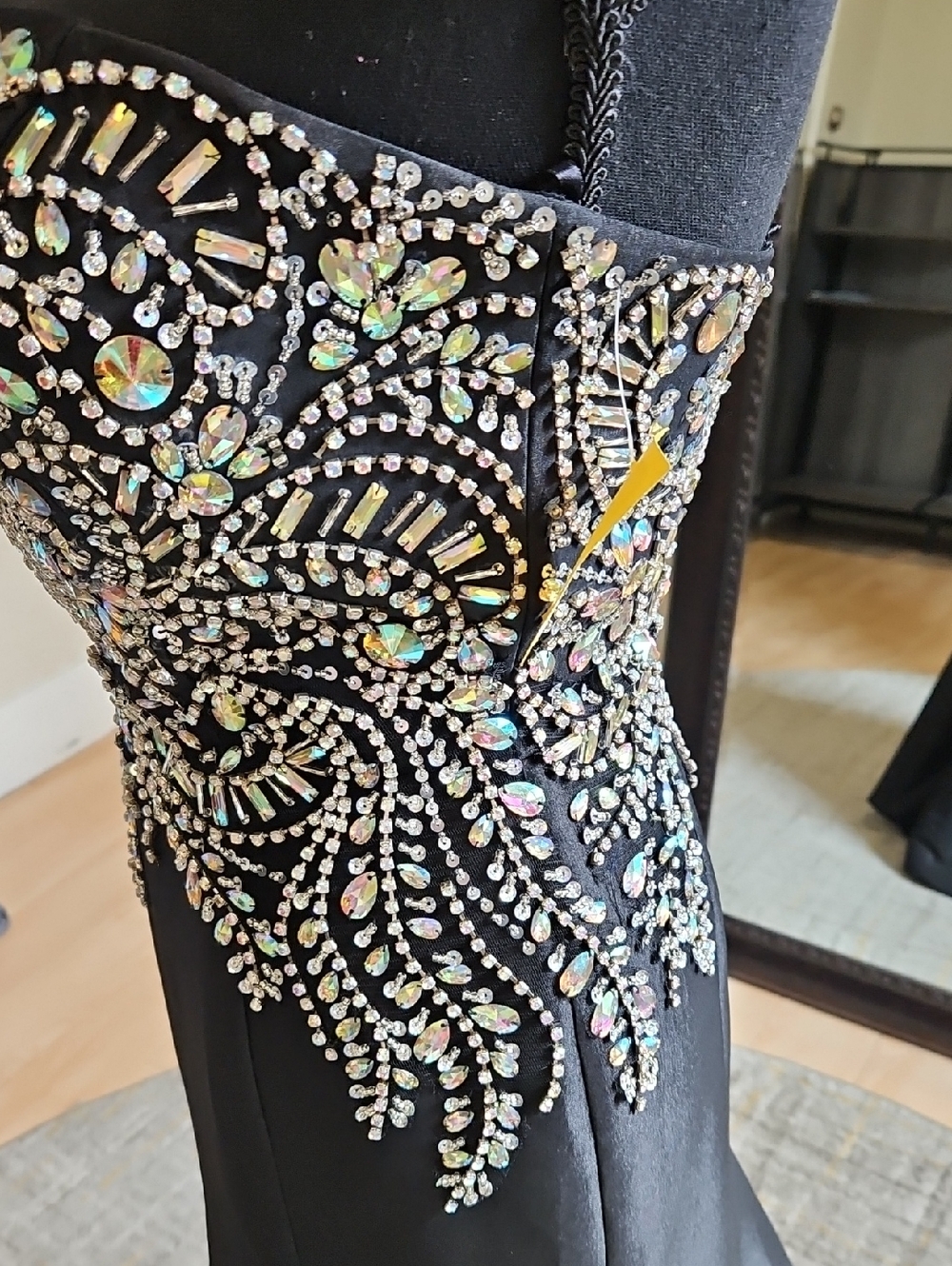 S - Picture 10 of 11